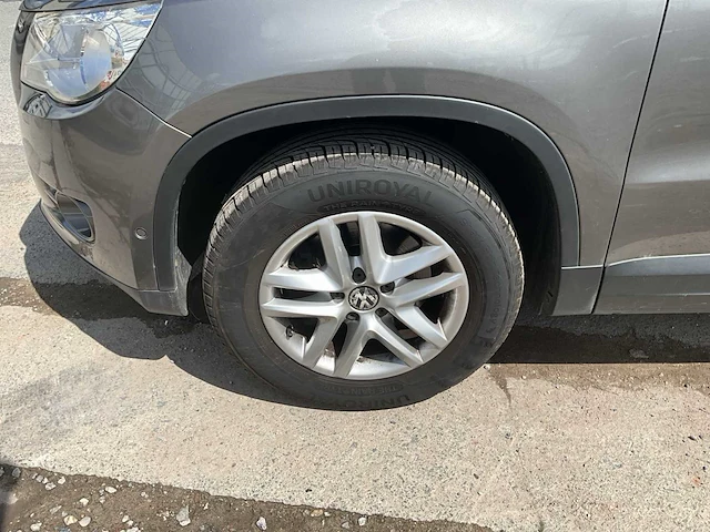 Volkswagen tiguan - 2008 - afbeelding 2 van  31