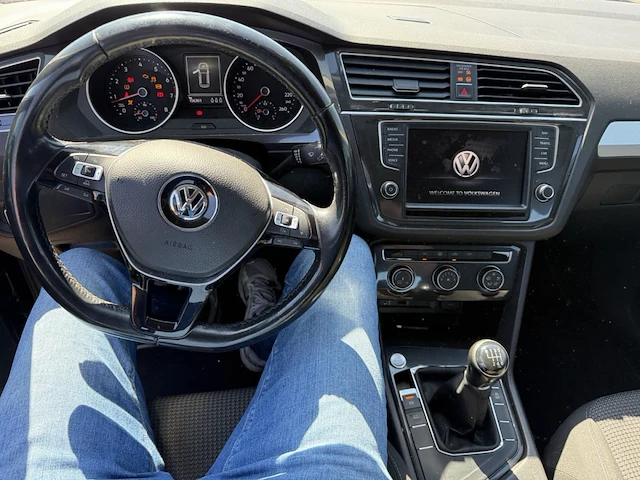 Volkswagen tiguan trendline tsi 125 2wd, 2016 - afbeelding 9 van  23