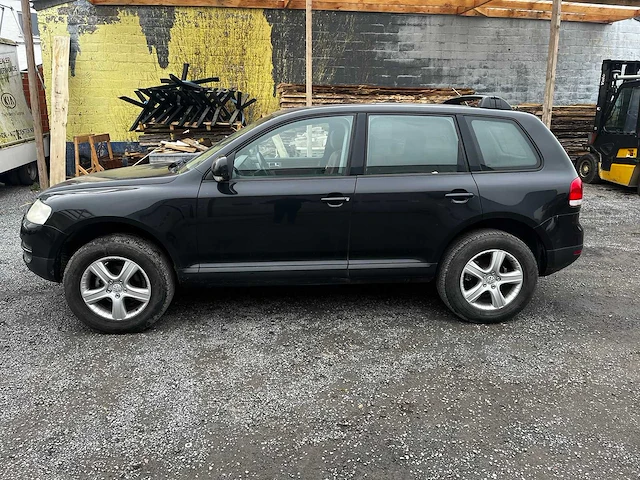 Volkswagen touareg 2.5 tdi lichte vracht - afbeelding 2 van  9