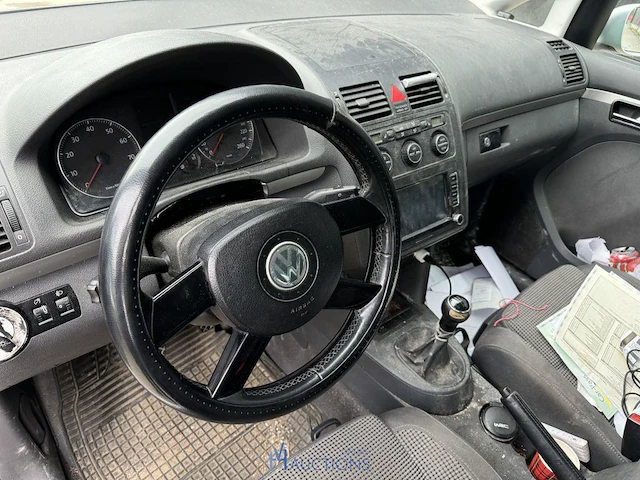 Volkswagen touran - 2004 - afbeelding 10 van  10