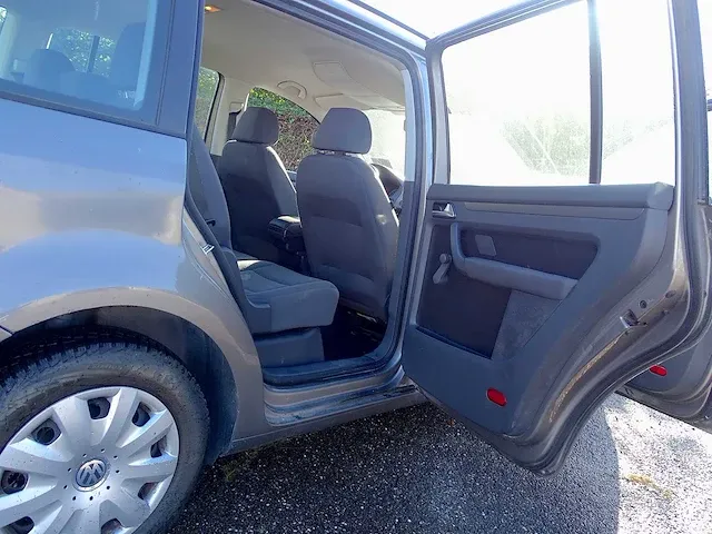 Volkswagen touran 1.6 - afbeelding 18 van  48