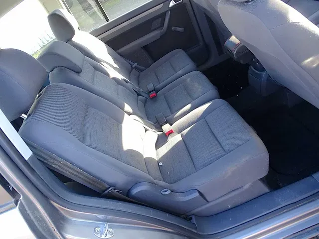 Volkswagen touran 1.6 - afbeelding 19 van  48