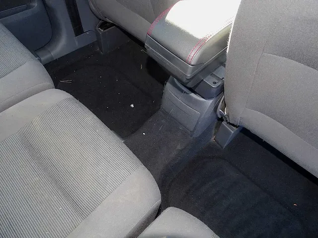 Volkswagen touran 1.6 - afbeelding 20 van  48