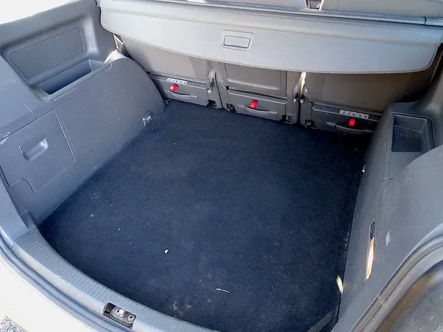 Volkswagen touran 1.6 - afbeelding 22 van  48