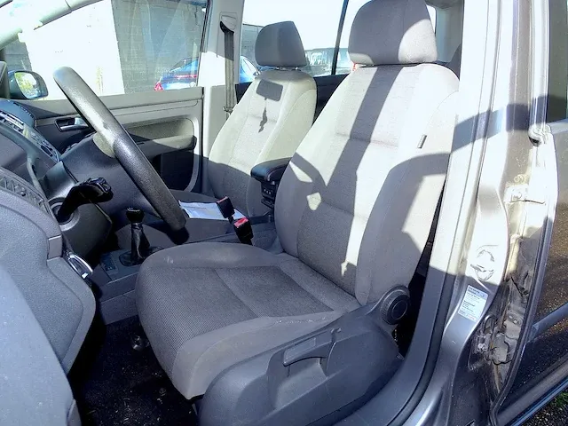 Volkswagen touran 1.6 - afbeelding 28 van  48
