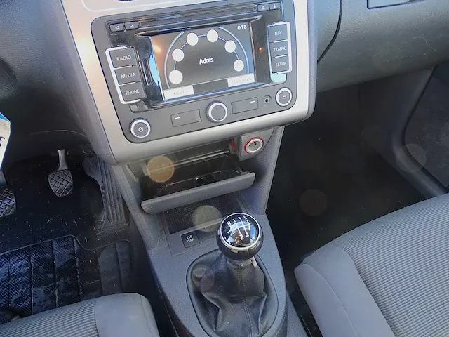 Volkswagen touran 1.6 - afbeelding 31 van  48