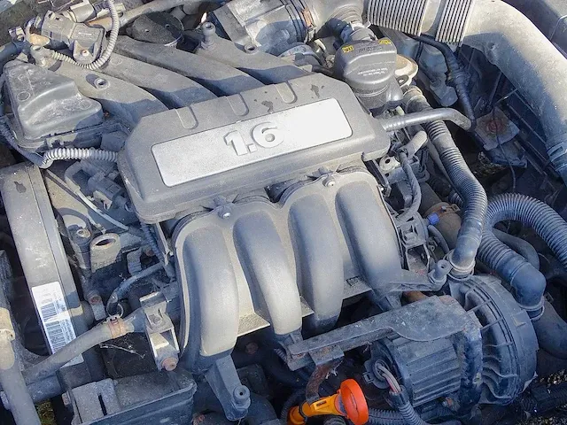 Volkswagen touran 1.6 - afbeelding 41 van  48