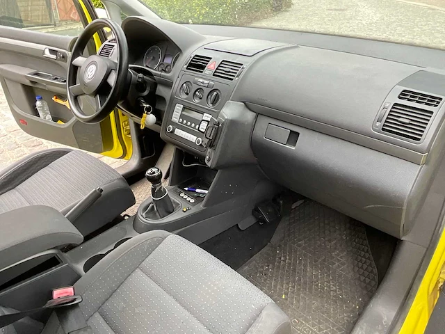 Volkswagen touran tdi uit 2006 - afbeelding 20 van  37