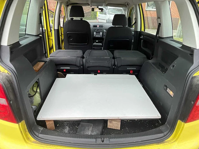 Volkswagen touran tdi uit 2006 - afbeelding 22 van  37