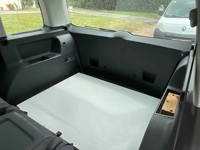 Volkswagen touran tdi uit 2006 - afbeelding 23 van  37