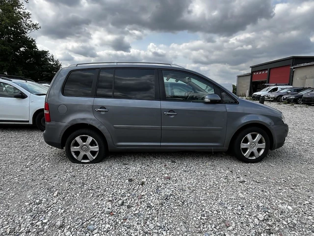 Volkswagen touran - afbeelding 4 van  9
