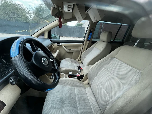 Volkswagen touran - afbeelding 8 van  9