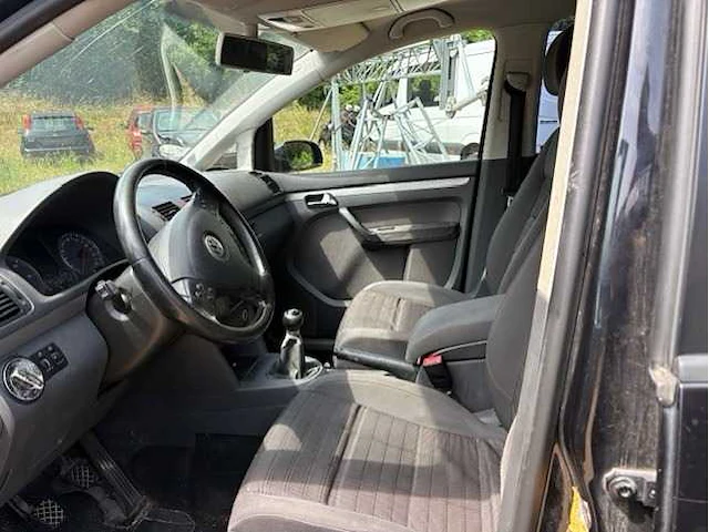 Volkswagen touran - afbeelding 4 van  19