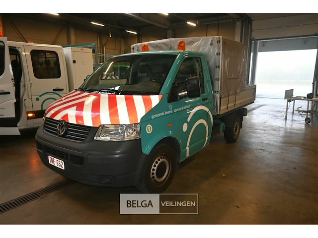 Volkswagen transport licht vrachtwagen - afbeelding 1 van  24