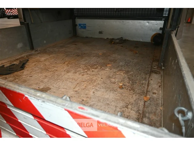 Volkswagen transport licht vrachtwagen - afbeelding 15 van  24