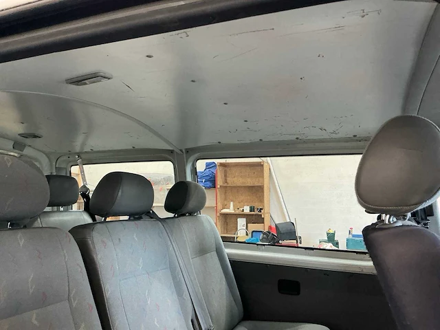 Volkswagen transporter 2.5 tdi minibus - afbeelding 21 van  51