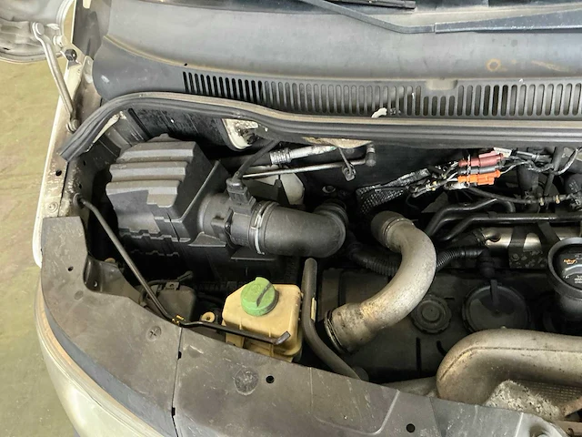 Volkswagen transporter 2.5 tdi minibus - afbeelding 28 van  51