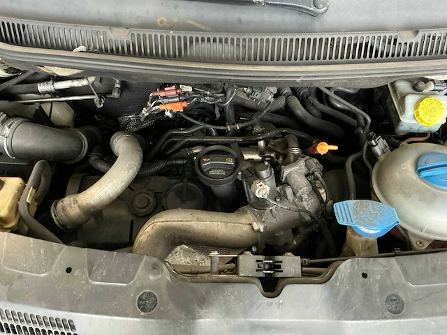 Volkswagen transporter 2.5 tdi minibus - afbeelding 29 van  51