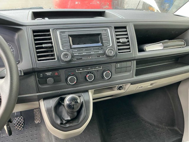 Volkswagen transporter 4 motion - 2017 - afbeelding 18 van  19