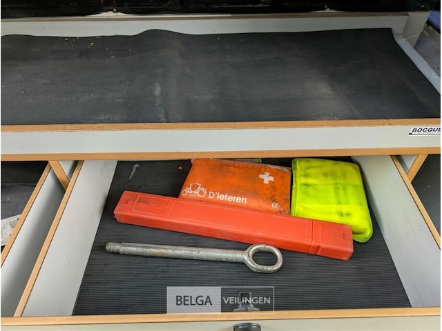 Volkswagen transporter caravelle - afbeelding 4 van  38