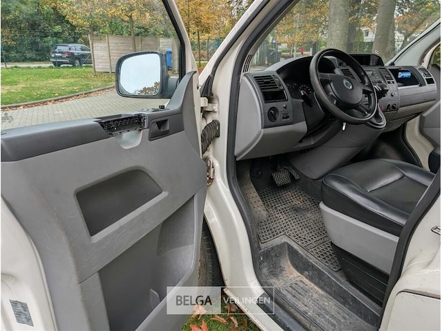 Volkswagen transporter caravelle - afbeelding 13 van  38