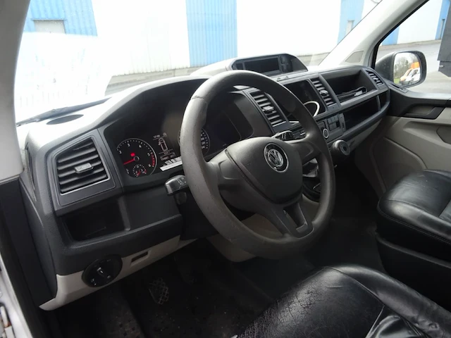 Volkswagen transporter - afbeelding 14 van  25