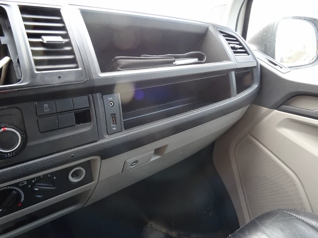 Volkswagen transporter - afbeelding 19 van  25