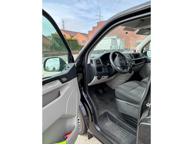 Volkswagen transporter - afbeelding 12 van  16