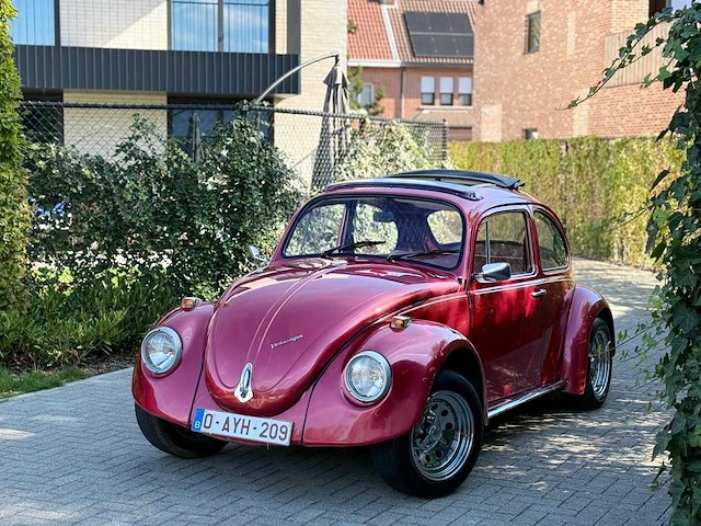 Volkswagen vw 1300 oldtimer - afbeelding 1 van  12