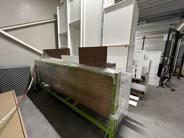 Volledig afgewerkte keuken zonder toestellen, geen plannen beschikbaar!!! - afbeelding 6 van  6