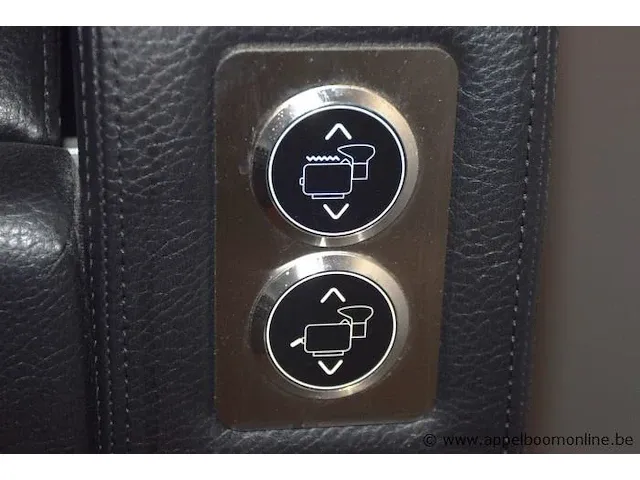 Volledig elektr verstelbare kapperswasunit greiner, variolore, zwarte skai bekleed - afbeelding 4 van  4