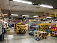Volledig kledingtransport hangrailstraatlijn/systeem - afbeelding 40 van  58