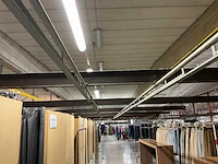Volledig kledingtransport hangrailstraatlijn/systeem - afbeelding 53 van  58