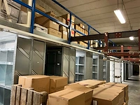 Volledig metalen magazijn/opbergrekken opstelling bito
