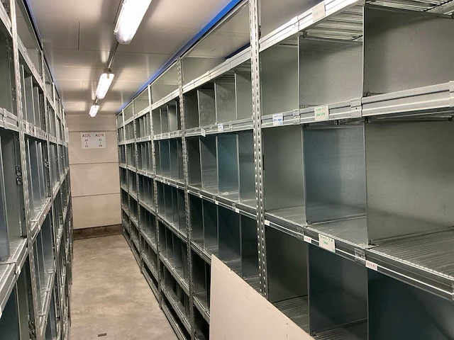 Volledig metalen magazijn/opbergrekken opstelling bito - afbeelding 5 van  66
