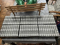 Volledige 60-delige reeks/verzameling videocassettes laurel & hardy - afbeelding 12 van  19