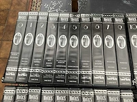 Volledige 60-delige reeks/verzameling videocassettes laurel & hardy - afbeelding 13 van  19
