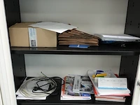 Volledige bureauopstelling - afbeelding 7 van  26