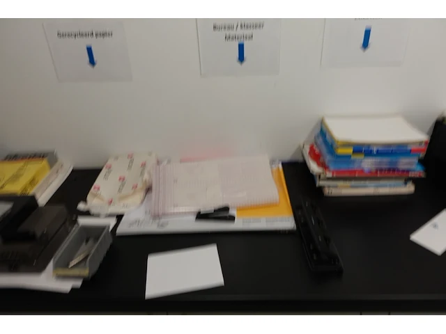 Volledige bureauopstelling - afbeelding 11 van  26