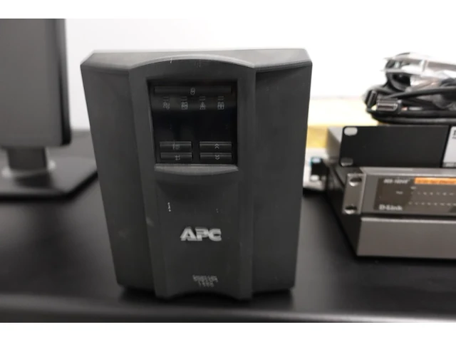 Volledige bureauopstelling - afbeelding 14 van  26