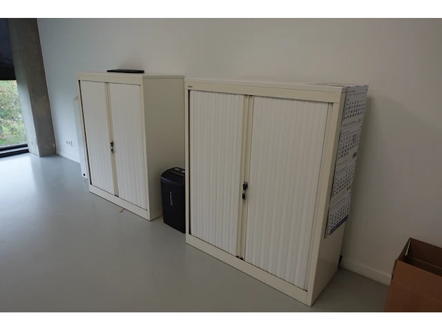 Volledige bureauopstelling - afbeelding 20 van  26