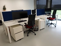 Volledige bureauopstelling - afbeelding 21 van  26