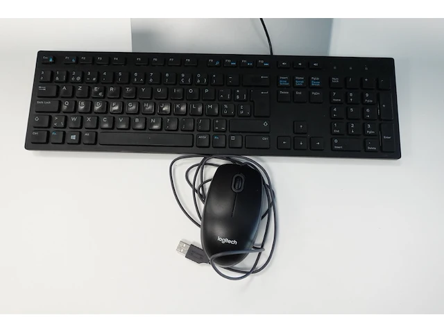 Volledige bureauopstelling - afbeelding 25 van  26