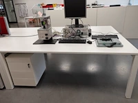 Volledige bureauopstelling - afbeelding 6 van  7