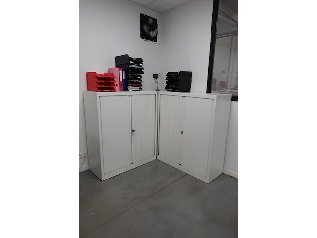 Volledige bureauopstelling - afbeelding 11 van  12