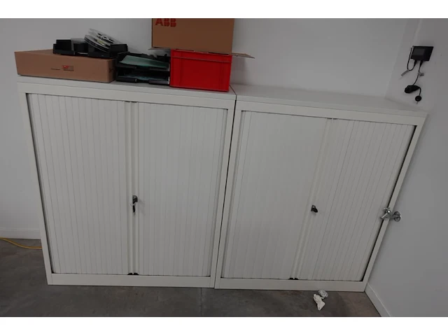 Volledige bureauopstelling - afbeelding 9 van  10