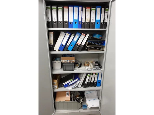 Volledige bureauopstelling - afbeelding 2 van  11