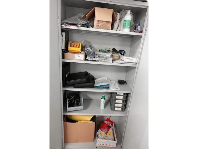 Volledige bureauopstelling - afbeelding 3 van  11