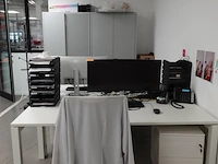 Volledige bureauopstelling - afbeelding 4 van  11