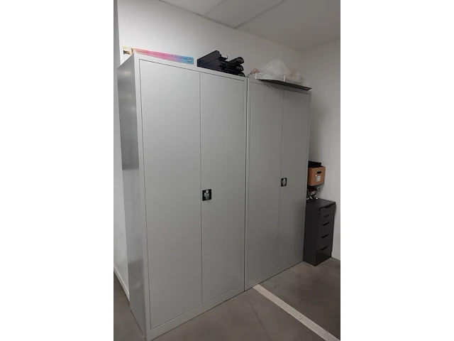 Volledige bureauopstelling - afbeelding 10 van  11